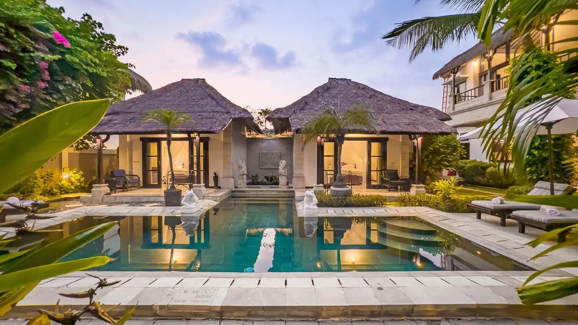 Villa Bugis Kayu Aya Seminyak