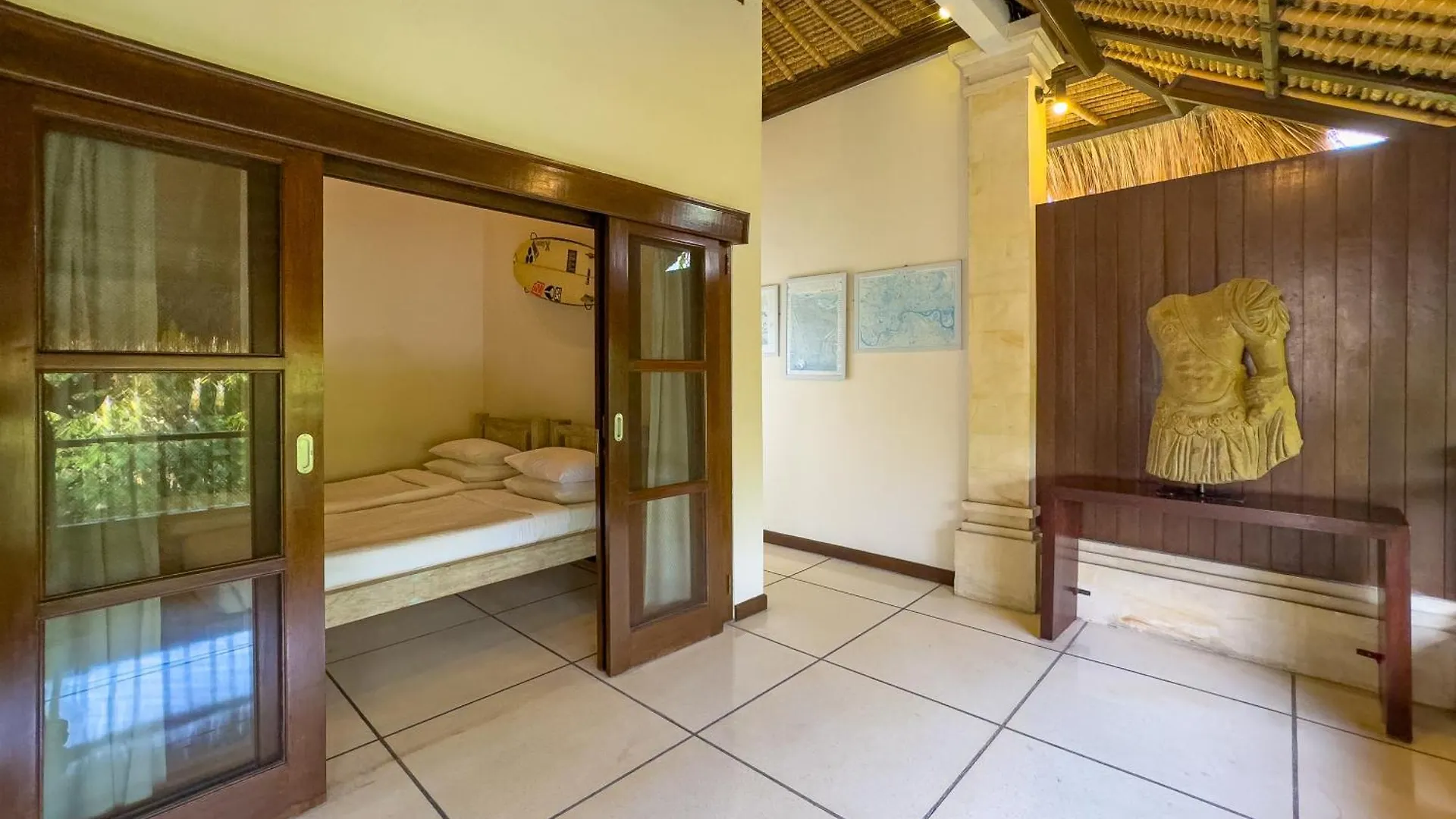 Villa Bugis Kayu Aya Seminyak