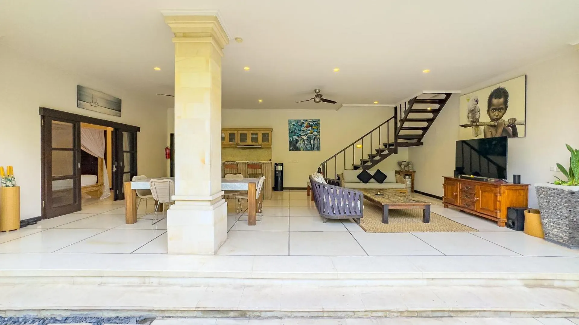 Villa Bugis Kayu Aya Seminyak Indonesia