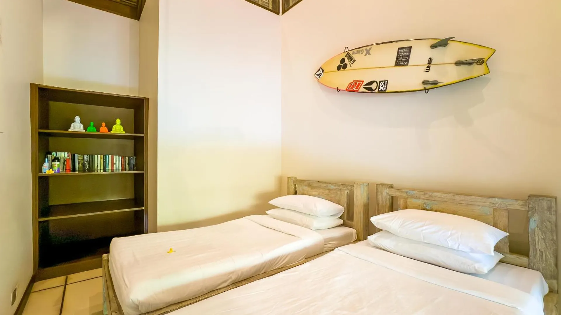 Villa Bugis Kayu Aya Seminyak