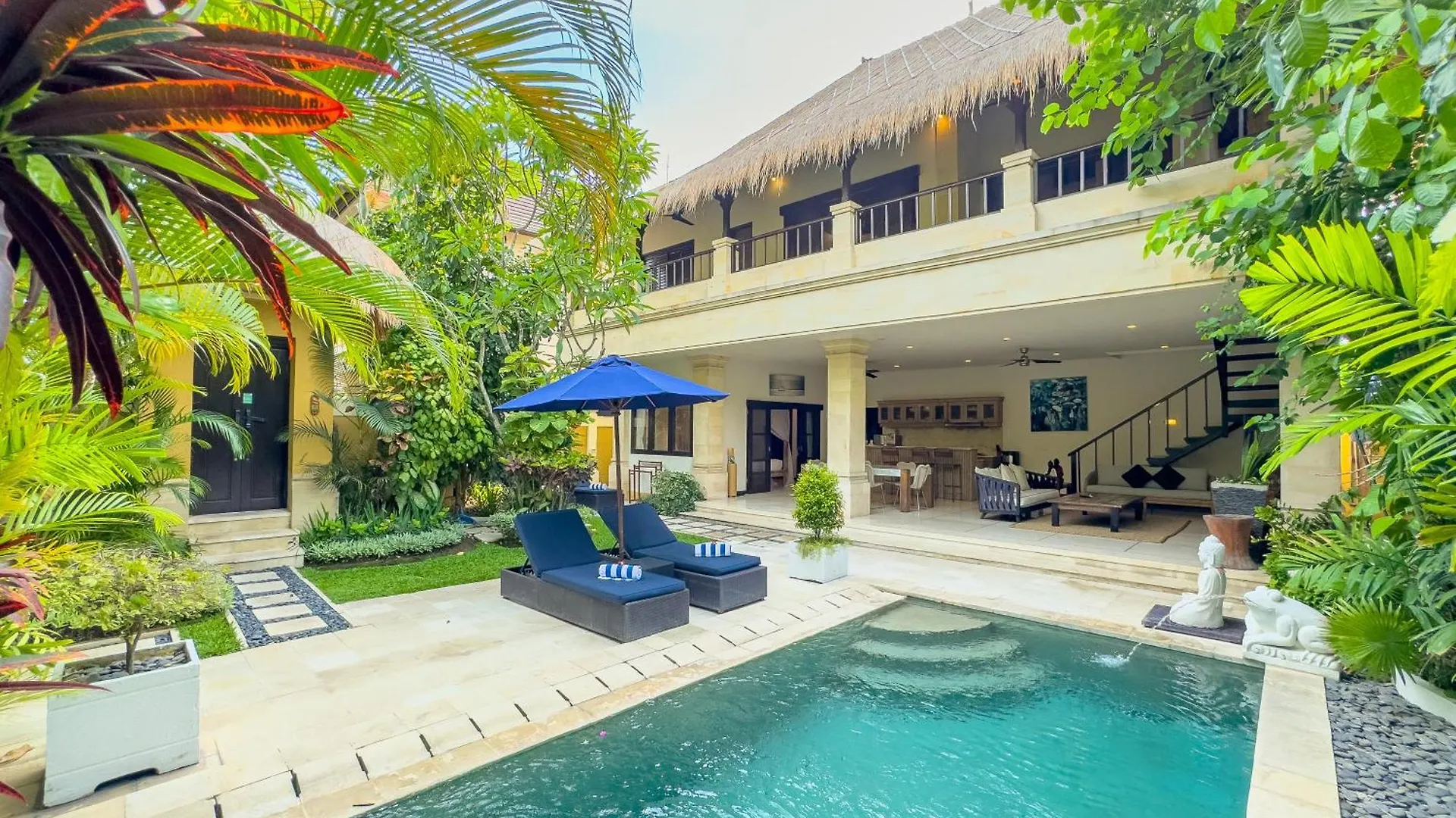 Villa Bugis Kayu Aya Seminyak 0*, Seminyak (Bali)