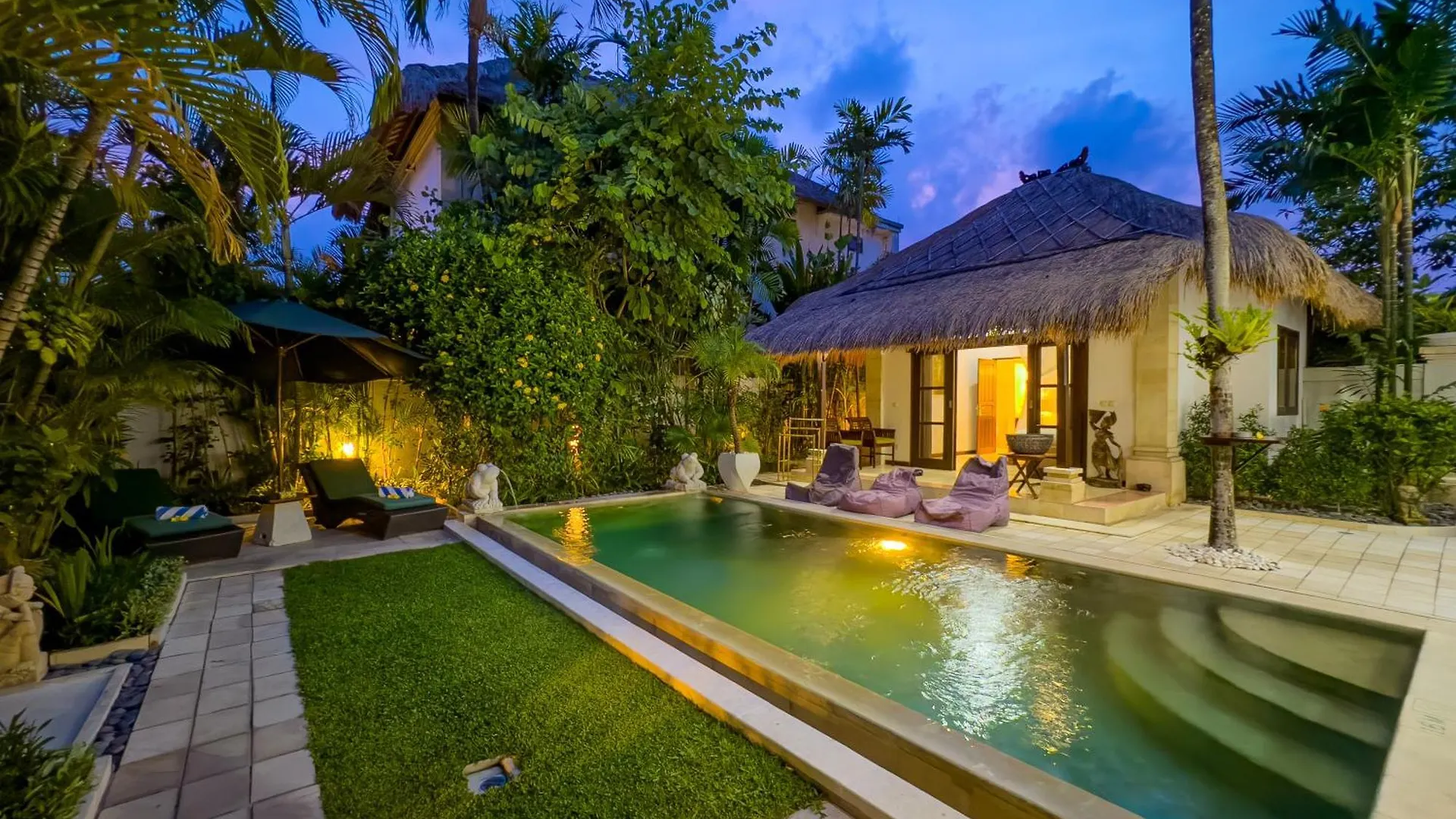 Villa Bugis Kayu Aya Seminyak Indonesia