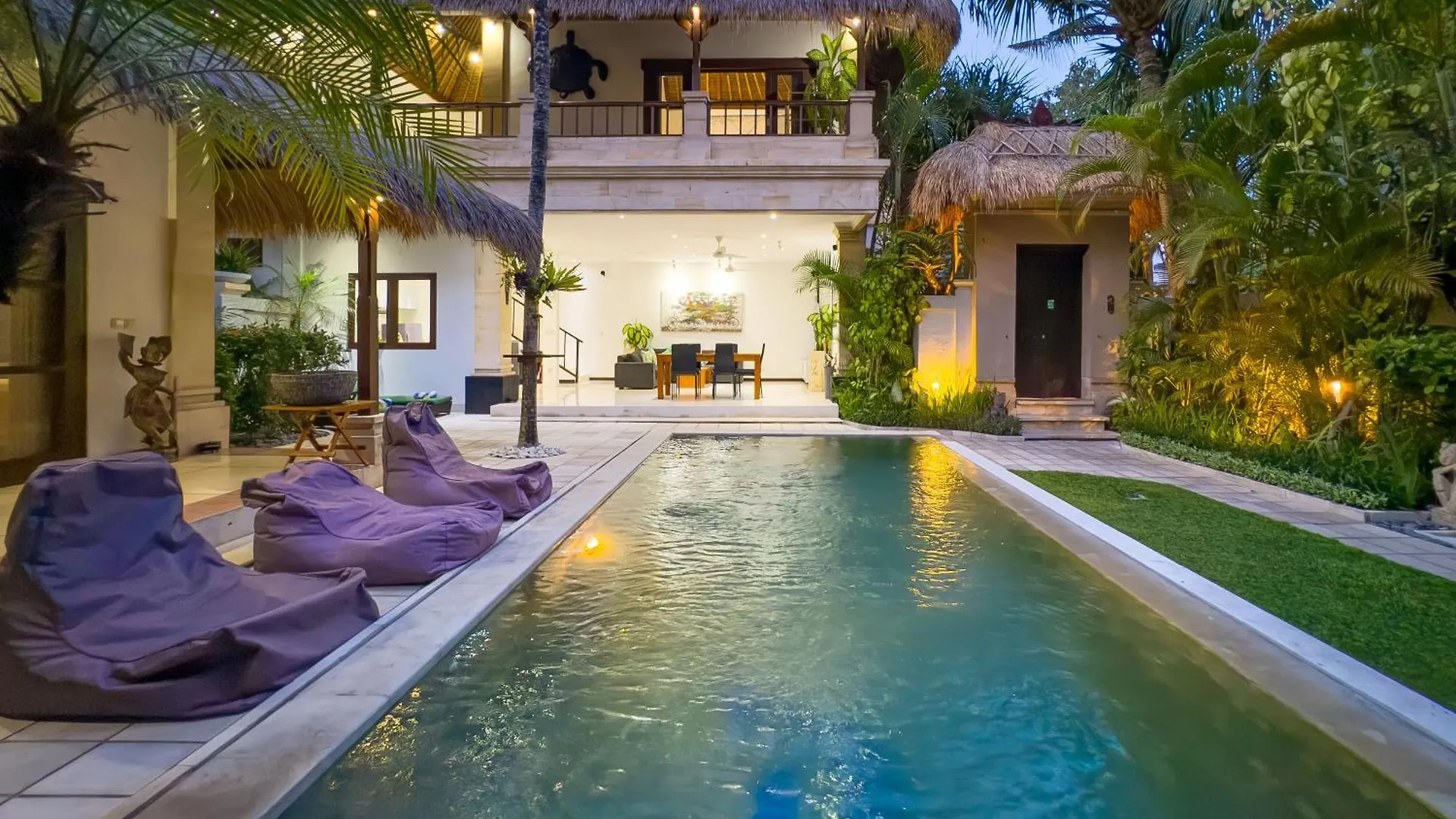 Villa Bugis Kayu Aya Seminyak  Seminyak (Bali)