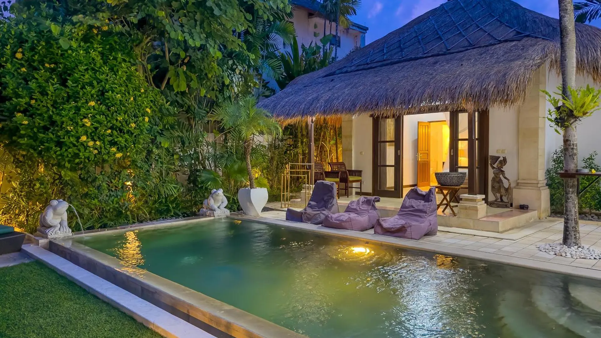 Villa Bugis Kayu Aya Seminyak Indonesia