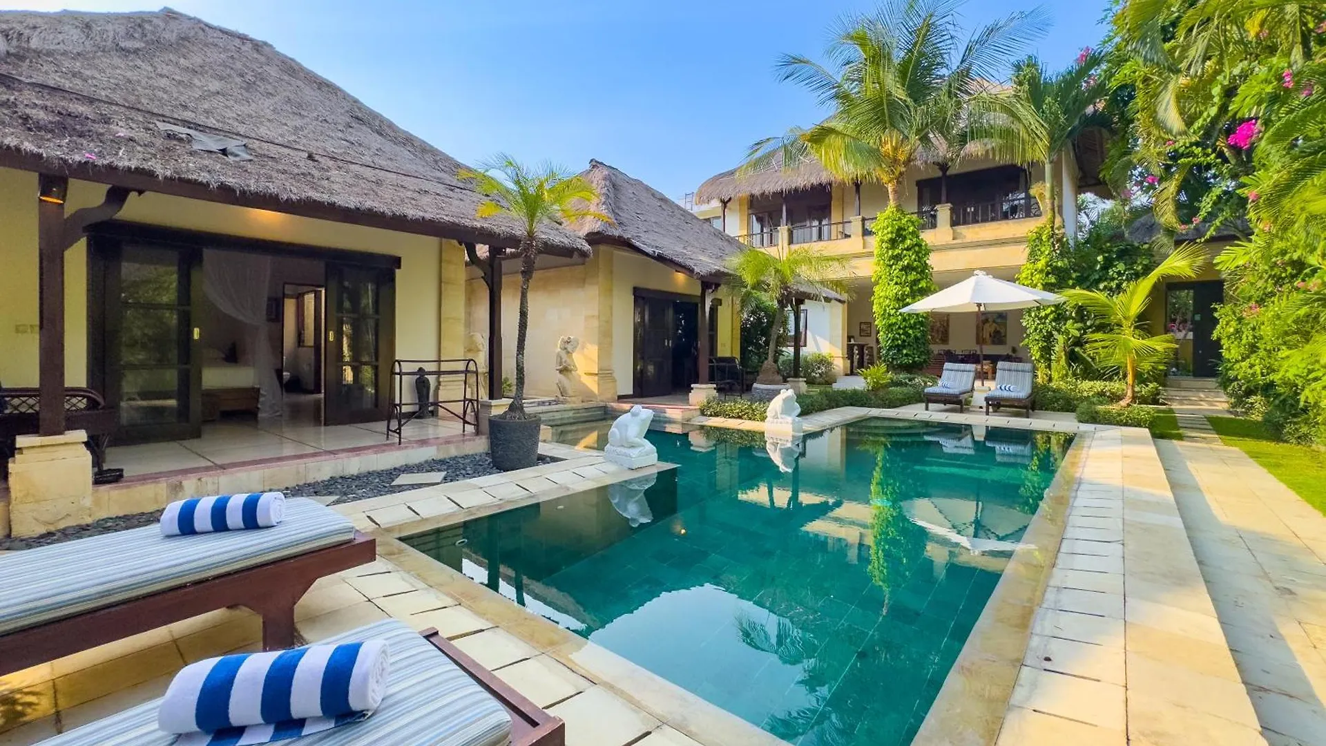 Villa Bugis Kayu Aya Seminyak  Seminyak (Bali)