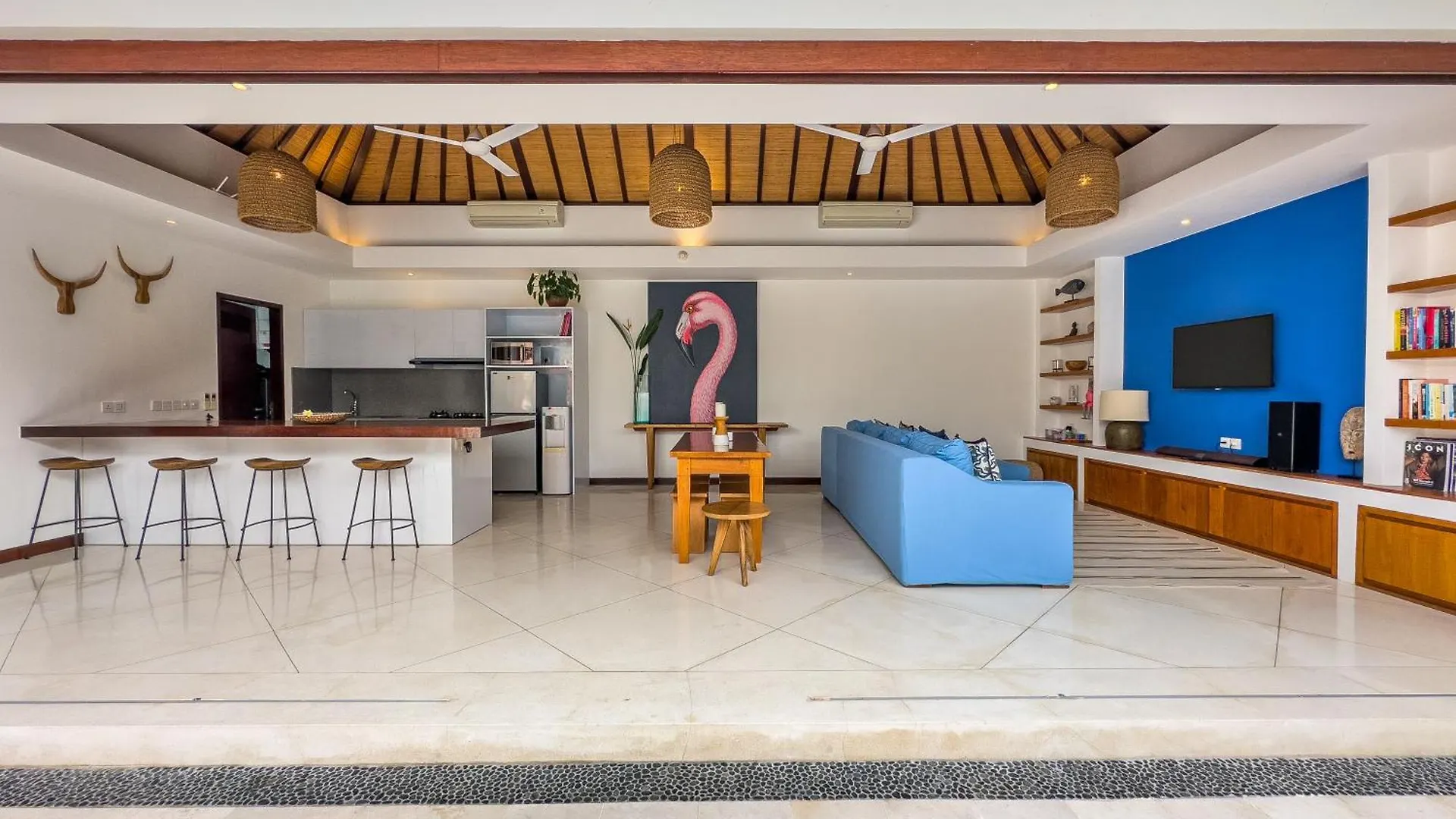 Villa Bugis Kayu Aya Seminyak Indonesia