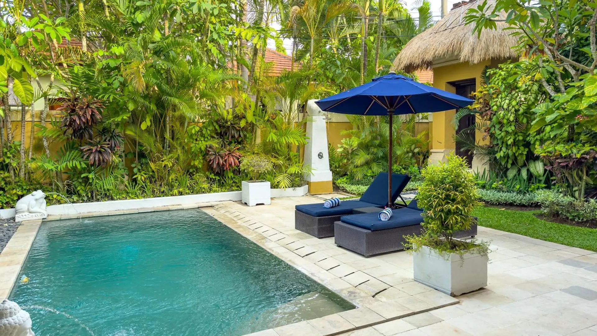 Villa Bugis Kayu Aya Seminyak