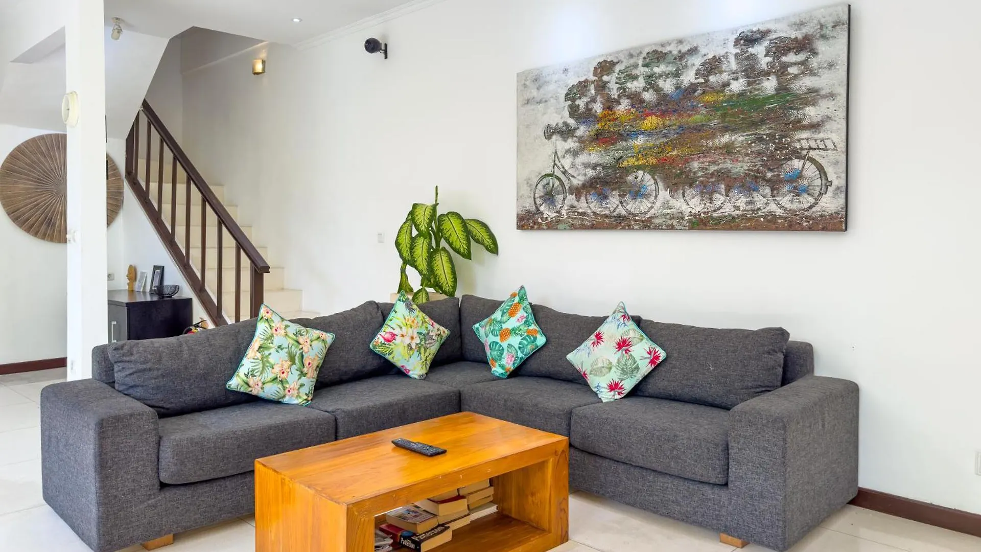Villa Bugis Kayu Aya Seminyak